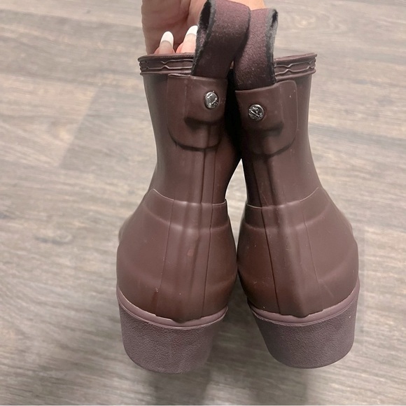 HUNTER Original Refined Low Heel Ankle Matte Rainboot in Oxblood, size 7US - Picture 6 of 16